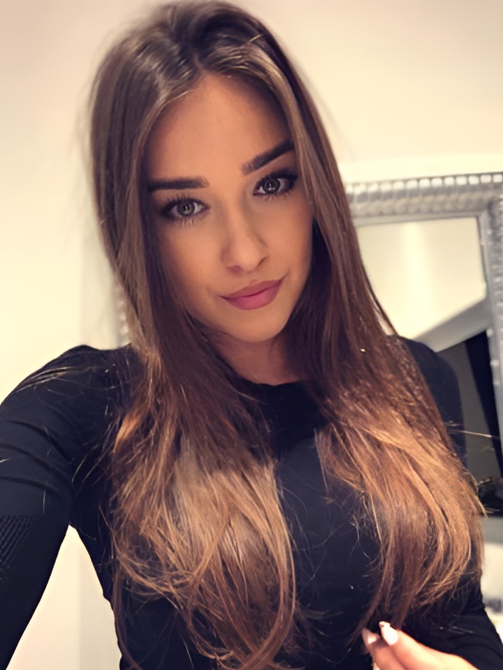 София привлекательная девушка из Фокино цена от 10000 руб