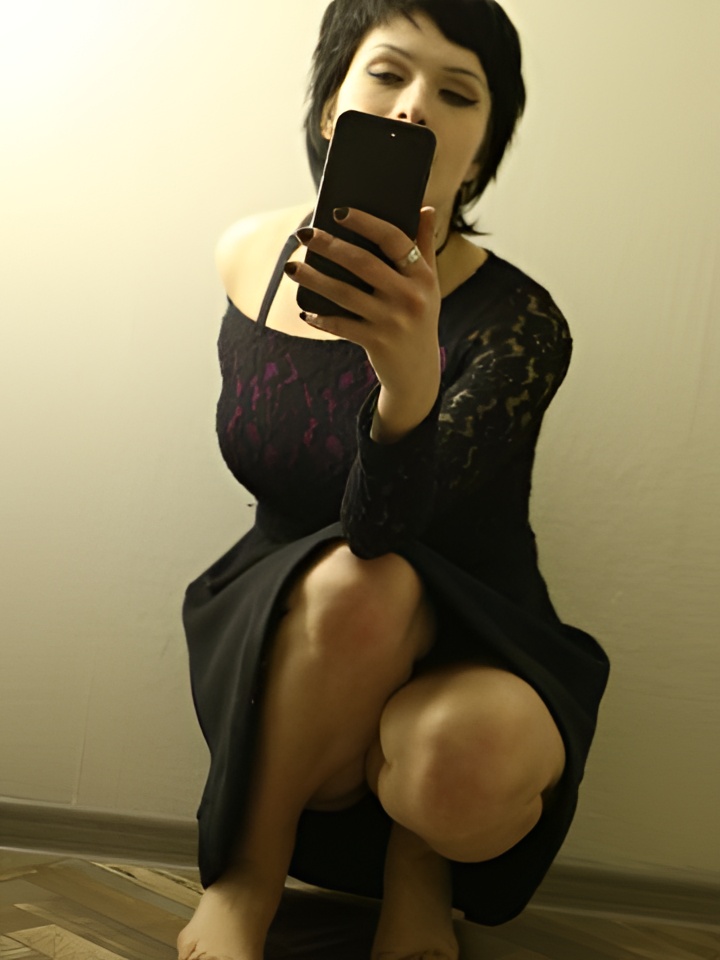 Виктория привлекательная девушка из Фокино цена от 3000 руб