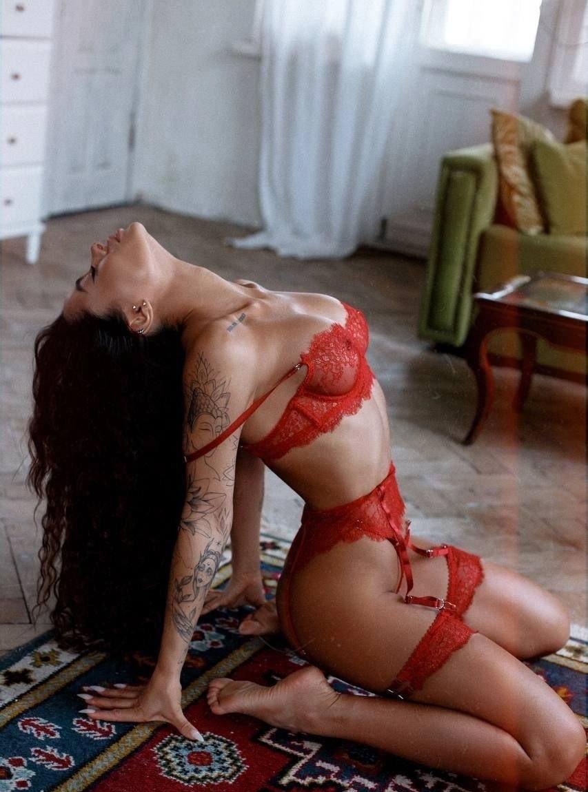 Мия привлекательная девушка из Фокино цена от 5000 руб