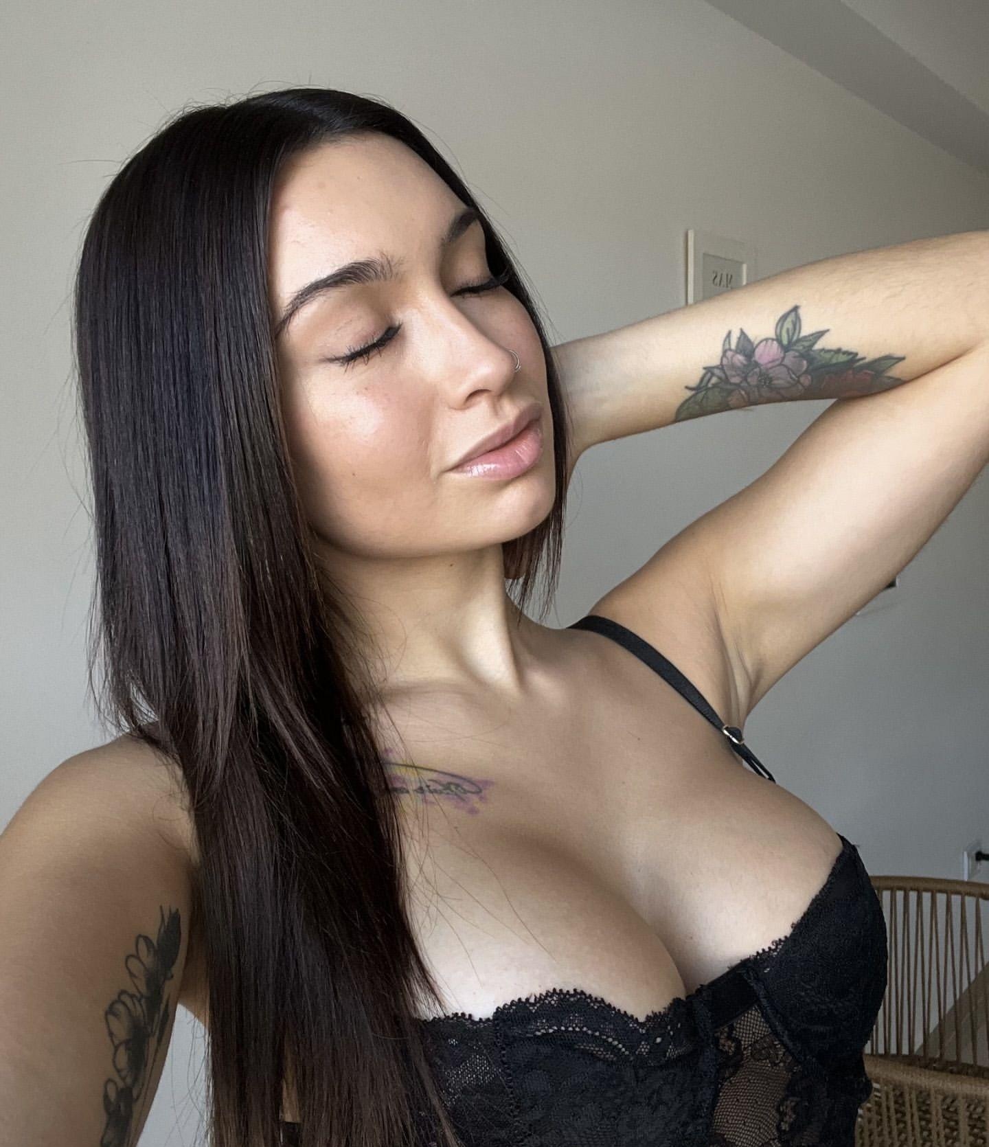 Серафима привлекательная девушка из Фокино цена от 7000 руб