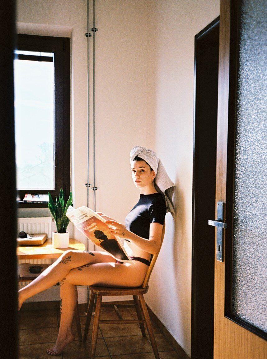 Зина привлекательная девушка из Фокино цена от 11000 руб