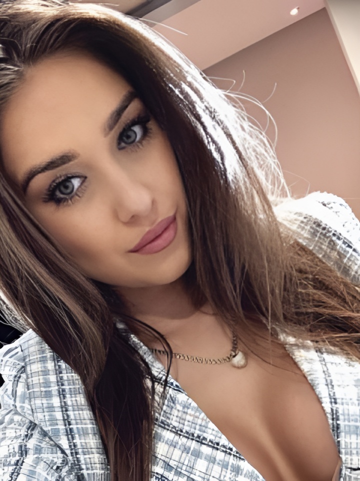 Индивидуалка София, доступна для личного знакомства от 10000 руб